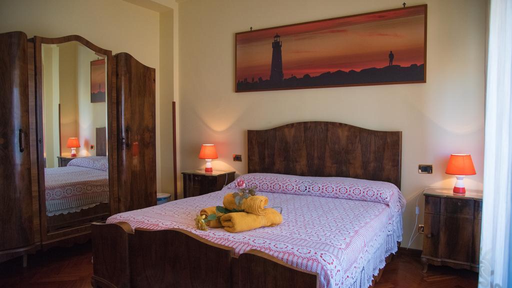 B&B Via Spalti 52 Τράπανι Δωμάτιο φωτογραφία